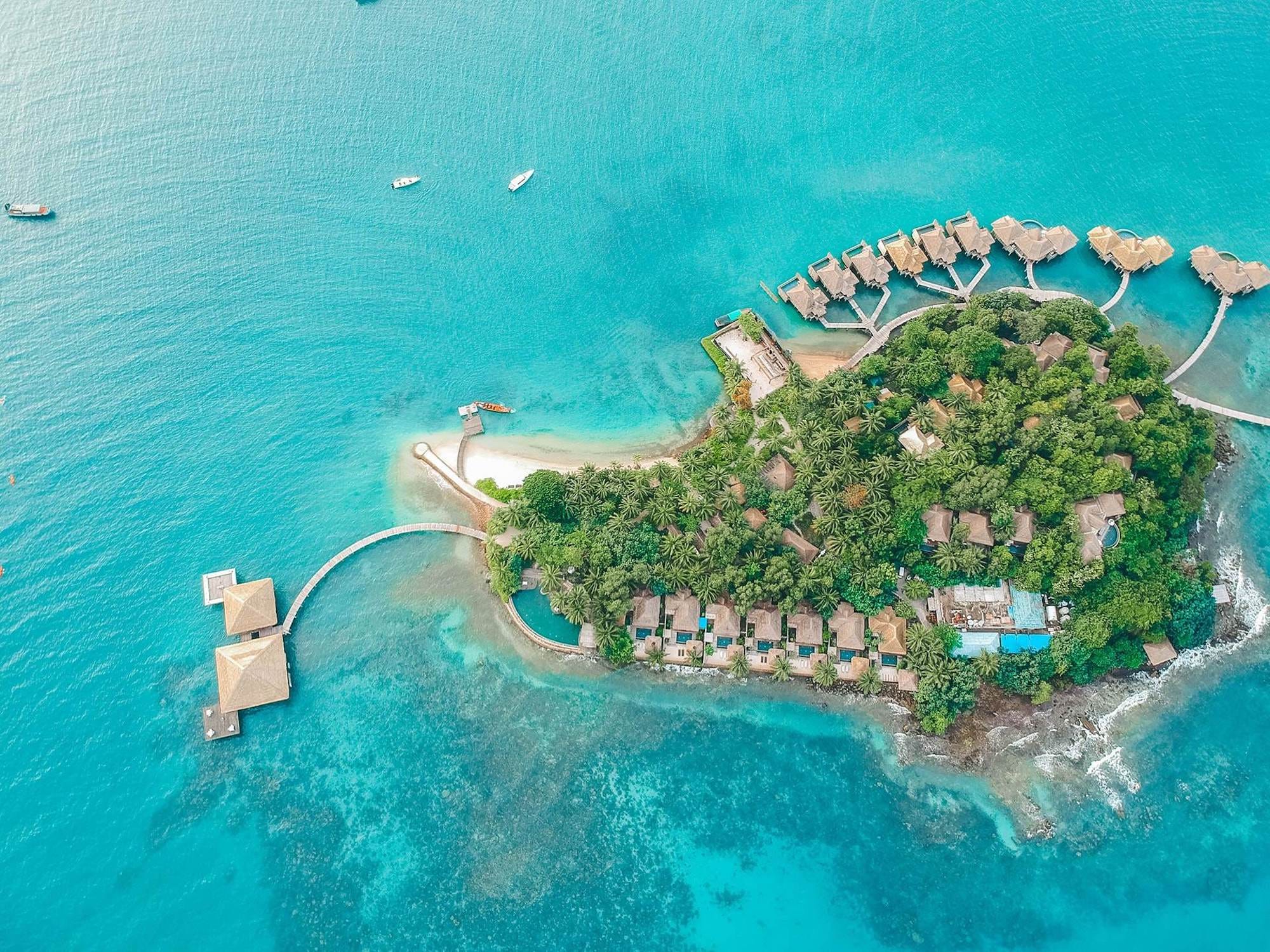 旅のエキスパートが推薦！世界で最も美しい水上ヴィラ4選 | Business