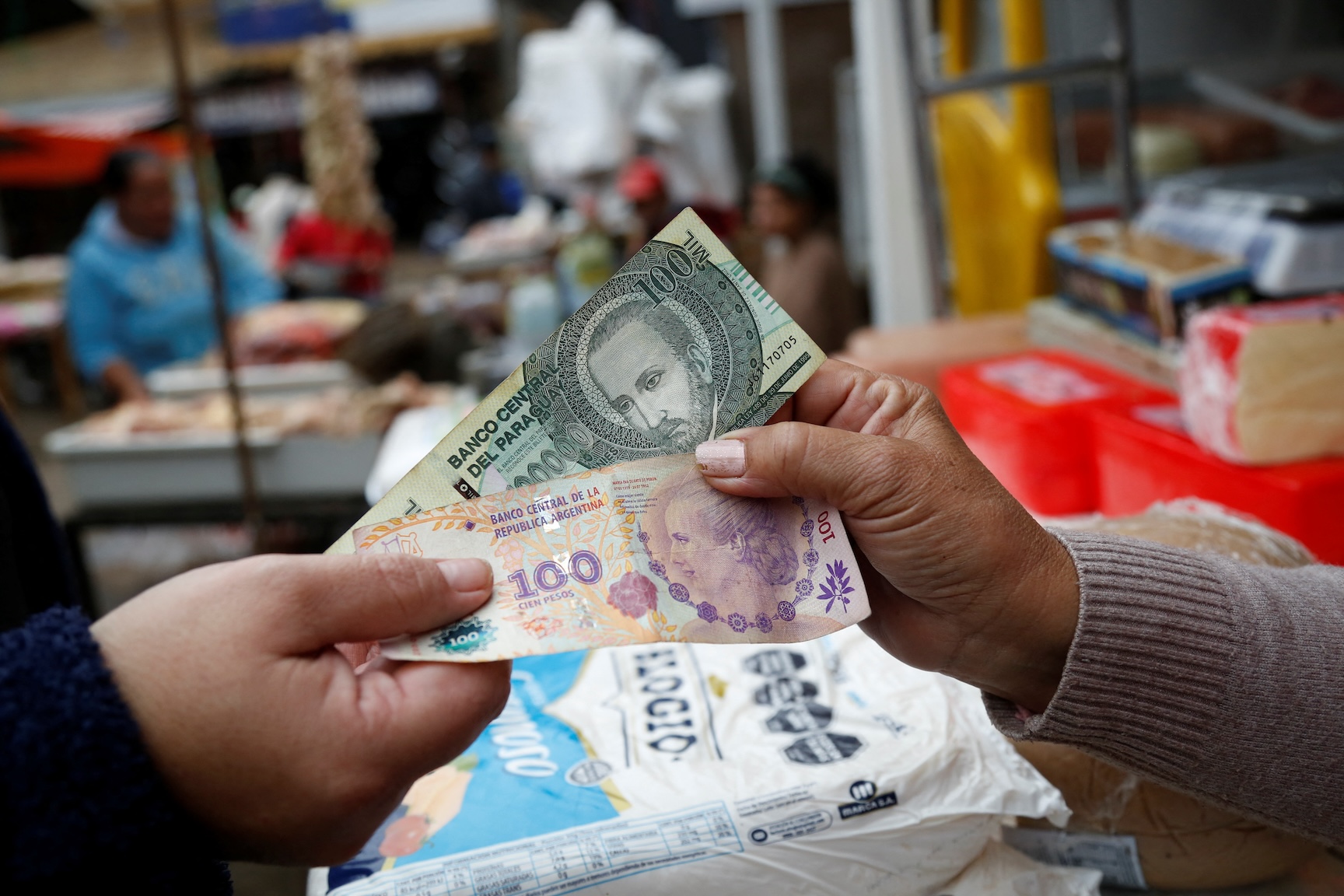 アルゼンチンの「通貨ドル化改革」はどうなったか？日本との共通点と教訓 | Business Insider Japan