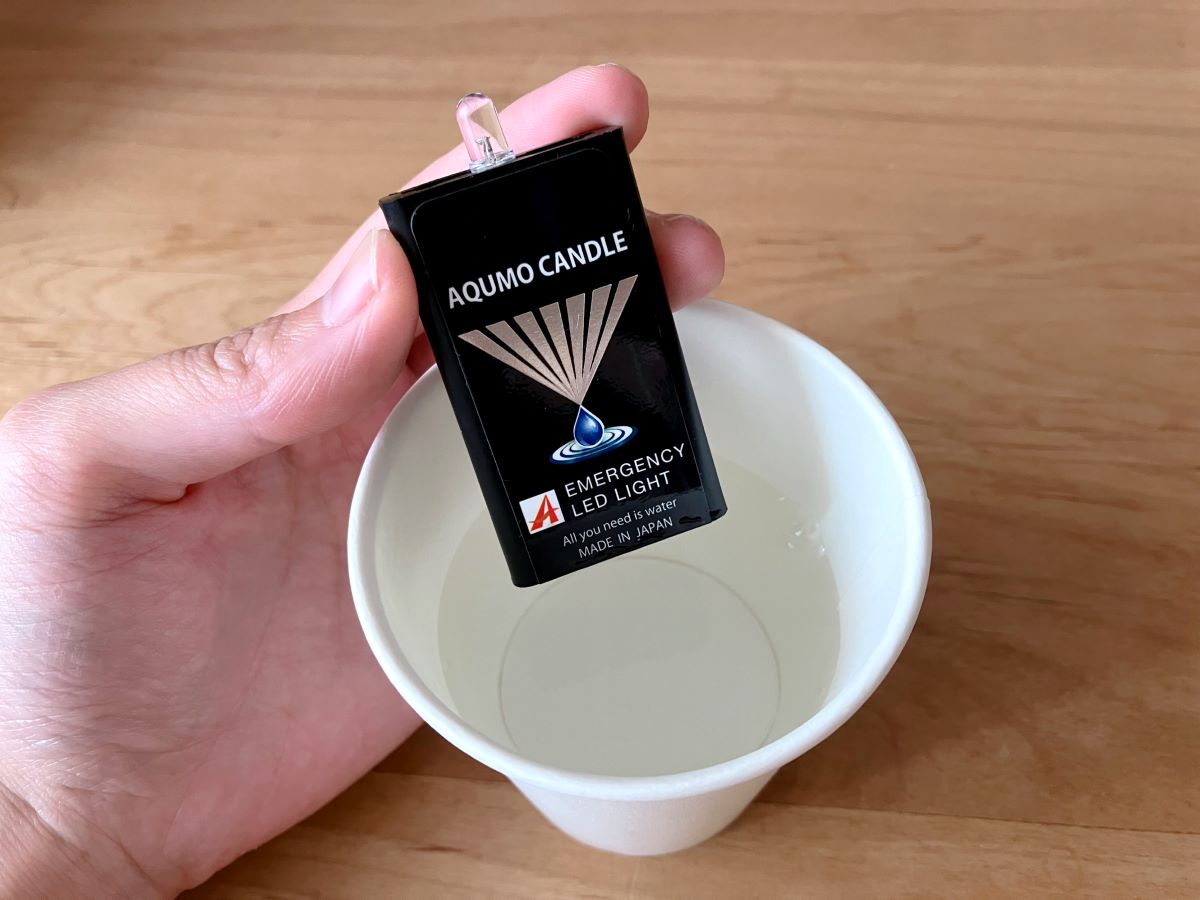 防災セット 太陽光パネル、手回し懐中電灯3個、その辺の水をろ過して飲める器具 ソーラーパネル付き防災セット | ふくしまの防災 HIH ヒカリネット