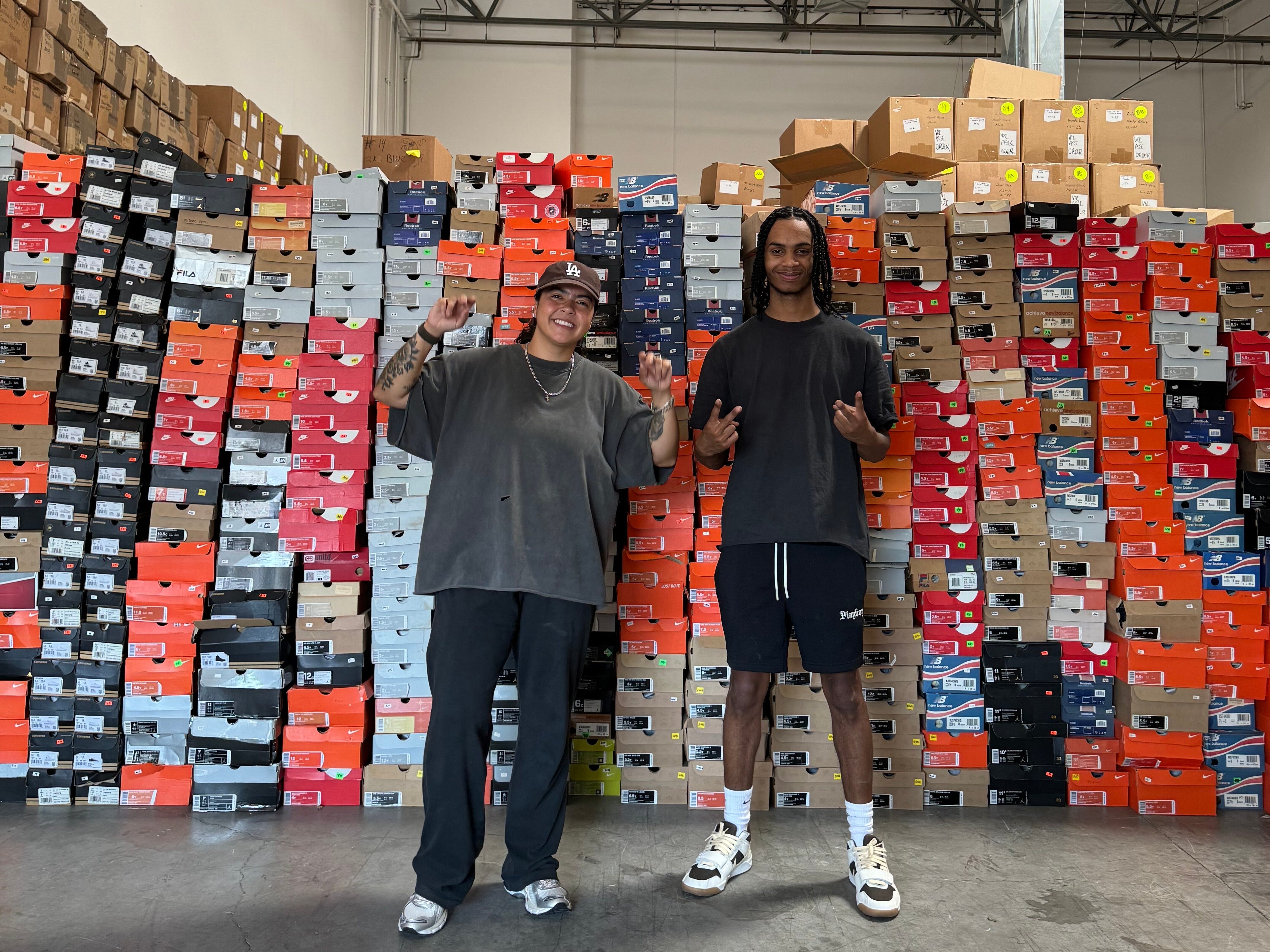 スニーカー転売を事業にした27歳の女性が教える、儲かる仕入れの方法と