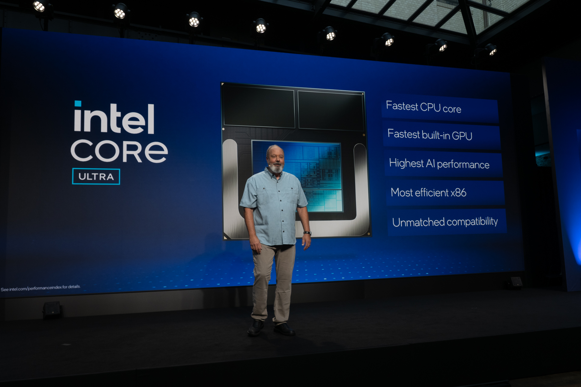 1kg以下のノートPCが続々。インテル Core Ultra シリーズ2で設計思想が
