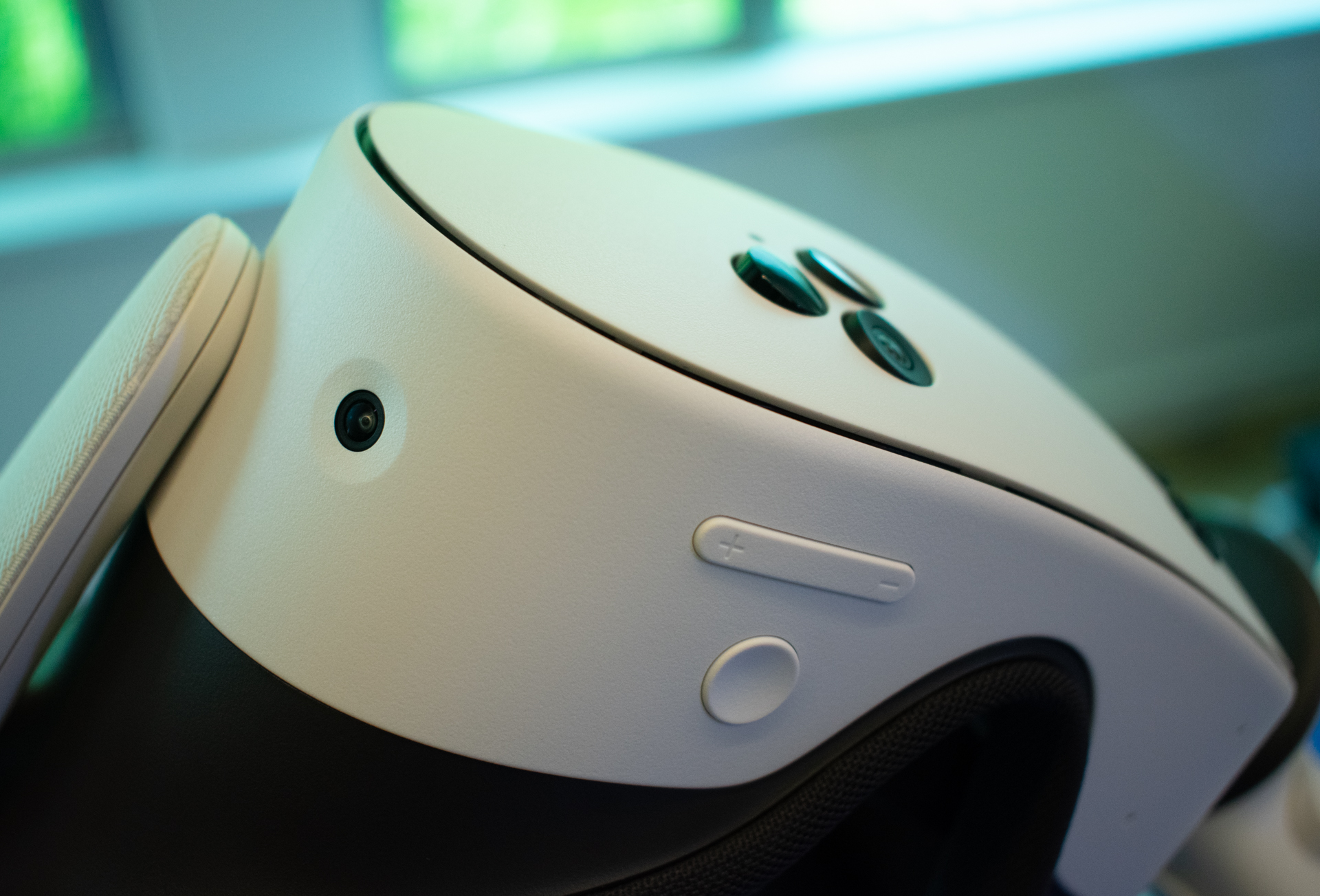 Meta Quest 3S実機レポート：5万円を切る「VR初心者向け