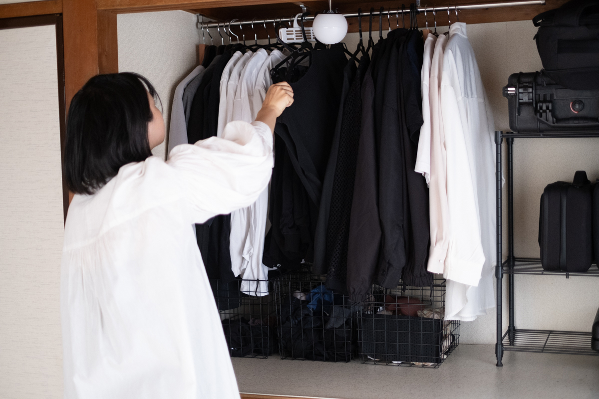 タンスにしまうのやめました。「畳まない収納」を6年続けてみて分かっ