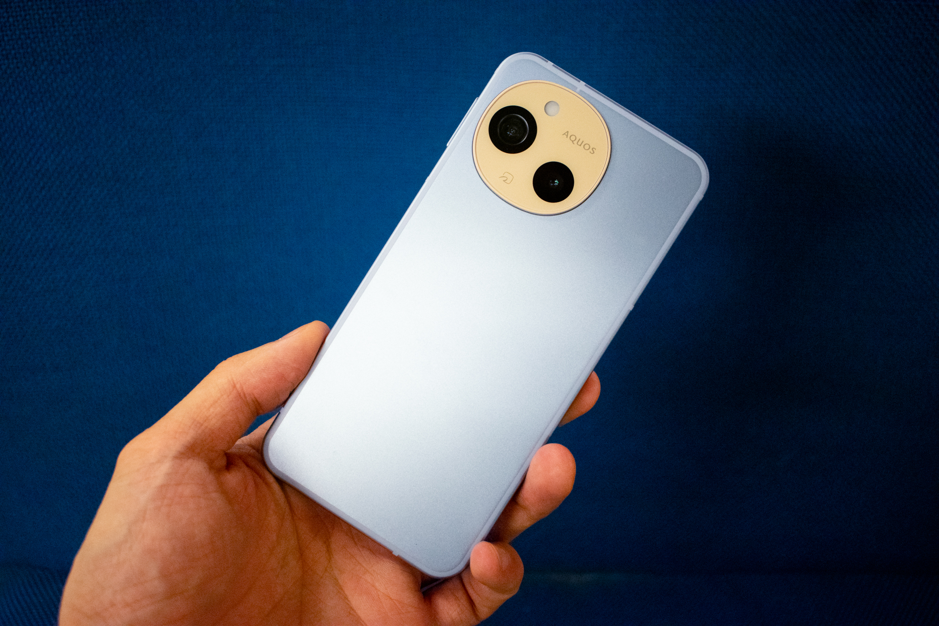 シャープの新スマホ「AQUOS sense9」レビュー：7万円以下で買える万人