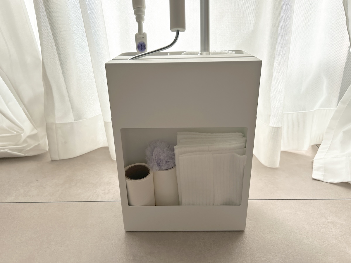山崎実業から“ちょこっと掃除”の頻度を上げる「掃除用具入れ」が登場