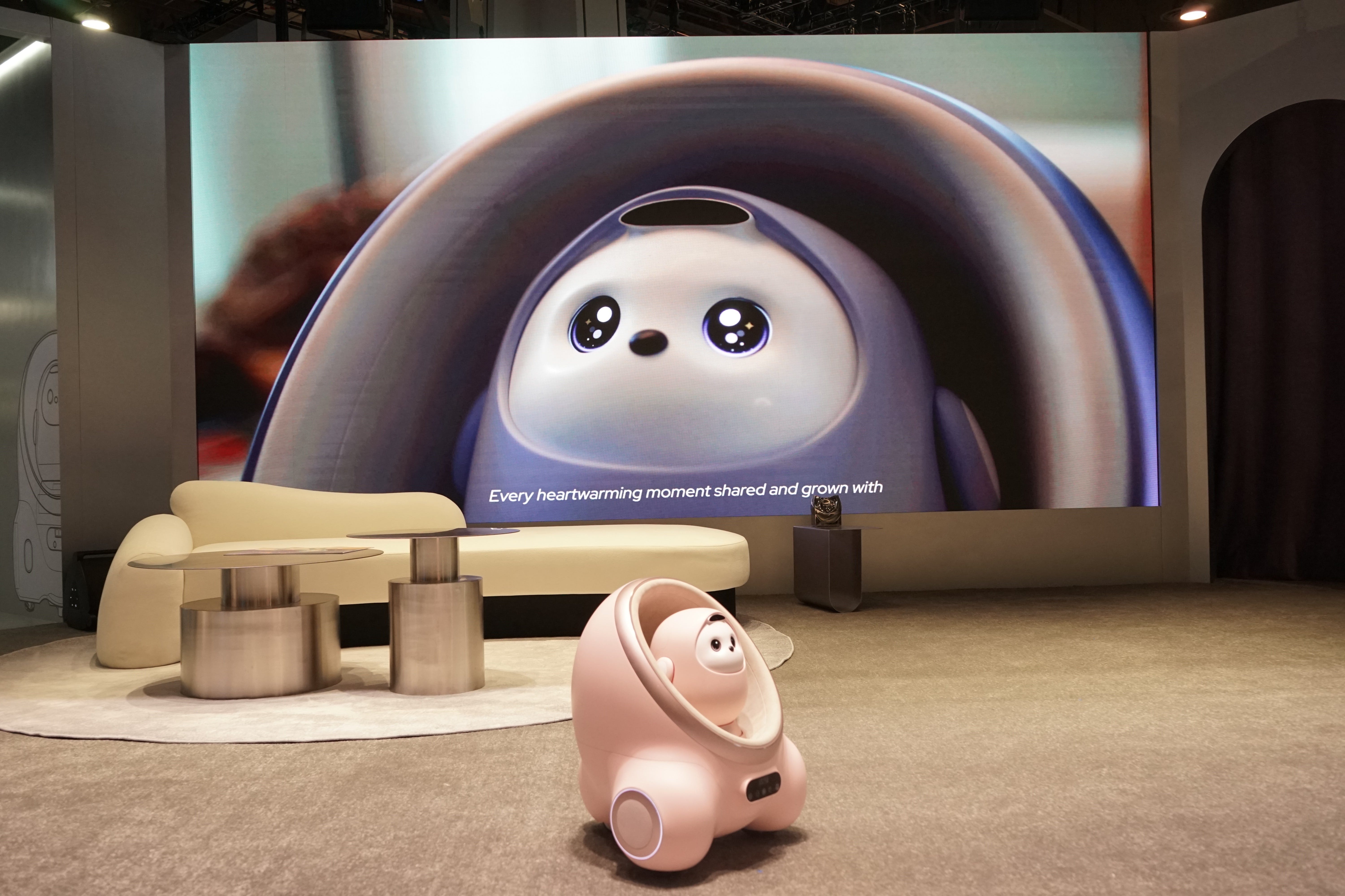 CES 2025に登場したクールで奇抜なロボットたちを紹介しよう