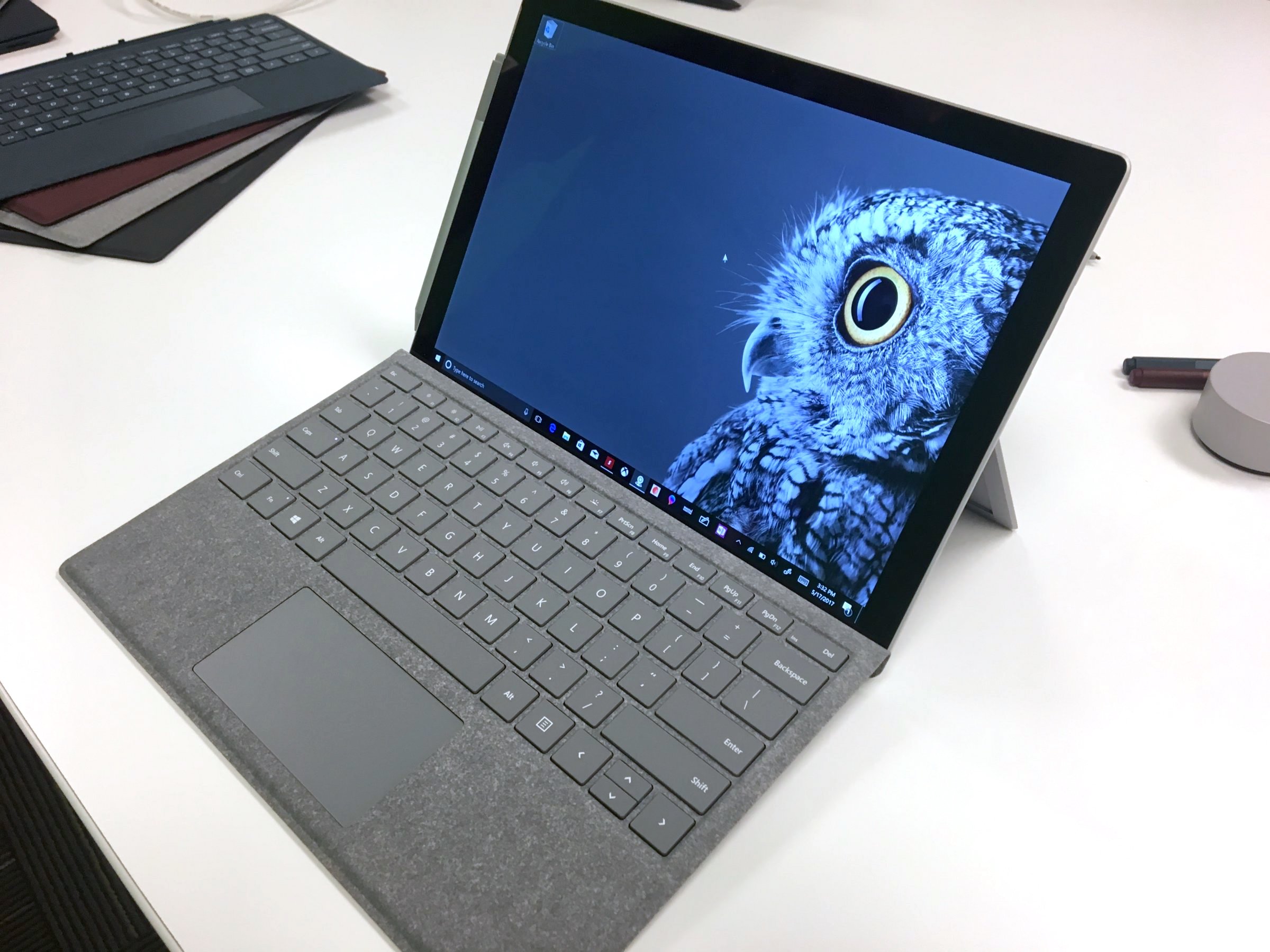 新型はPro5ではなかった！「Surface Pro」突如デビュー、799ドルで