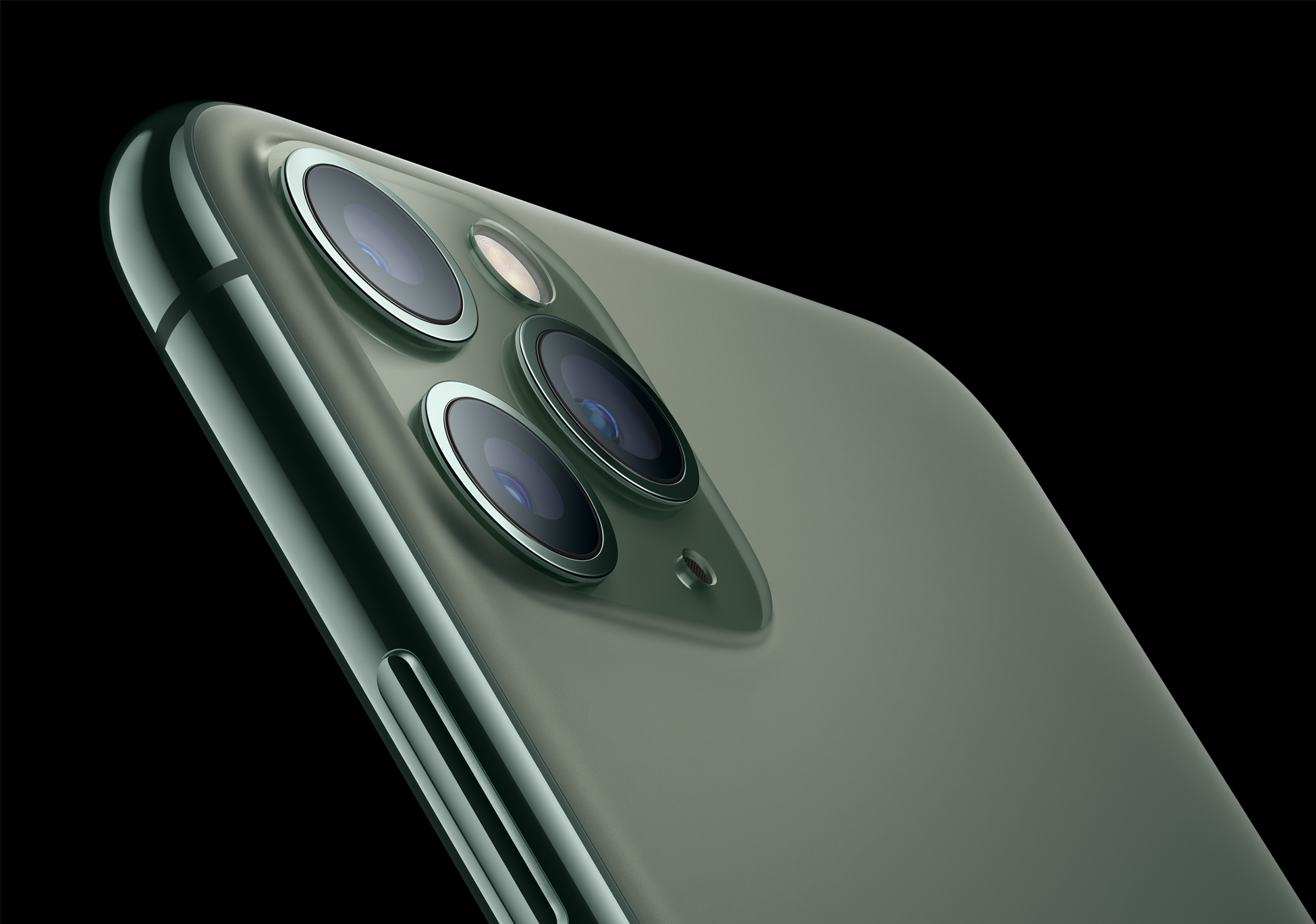 iPhone - ハナ　iPhone11Pro iPhoneシリーズ初のPro「iPhone 11 Pro」デビュー、その実力