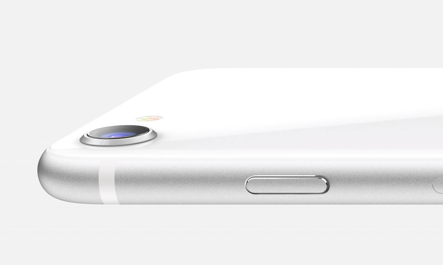 アップル、4万円台の新型「iPhone SE」発表…正体は「中身が“11世代”の