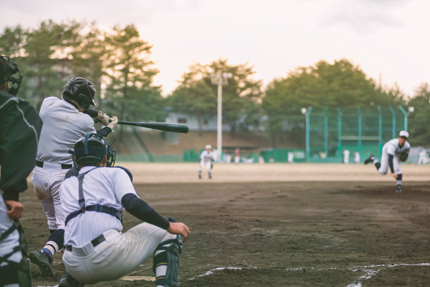 夏の甲子園中止」が高校球児の進路に与える2つの深刻な影響 | Business 