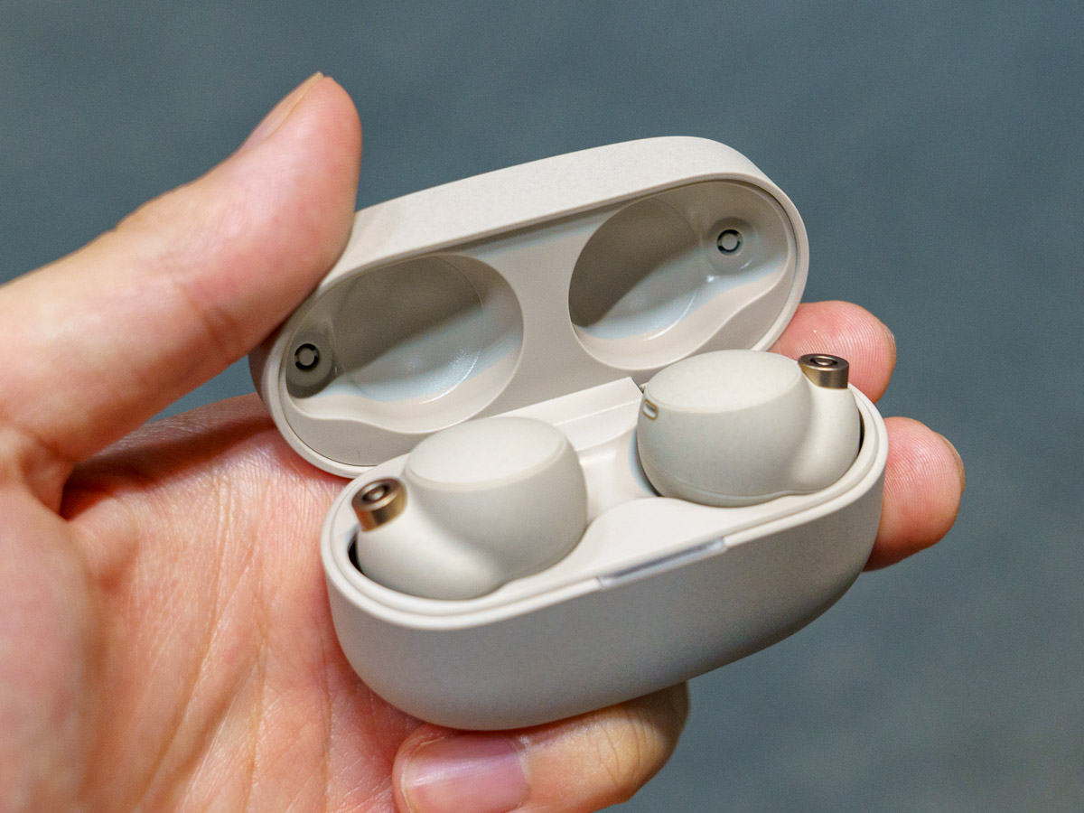 ソニー新型ノイキャンヘッドホン「WF-1000XM4」登場、外装は同社初の