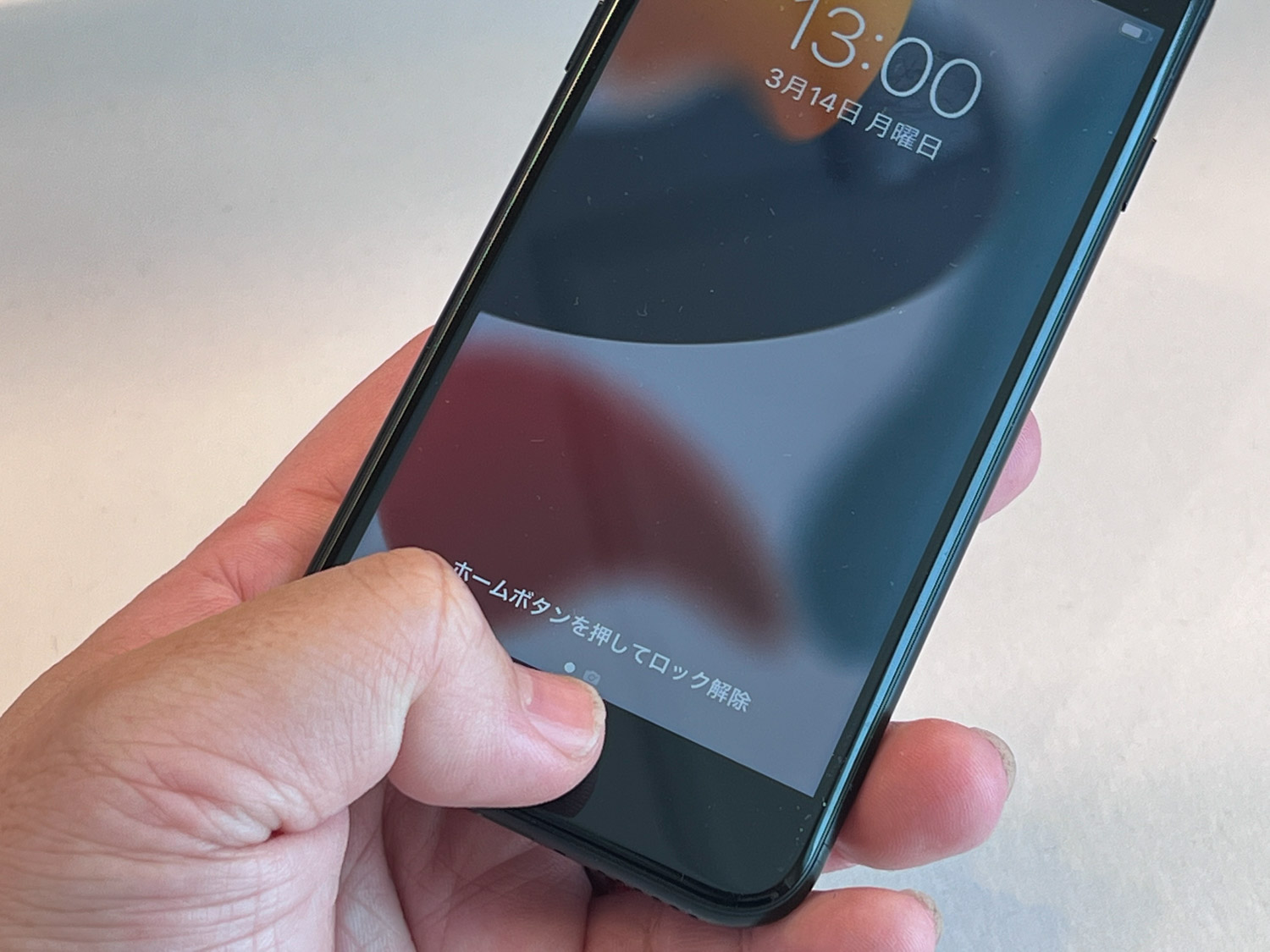 iphonese3-10.jpg