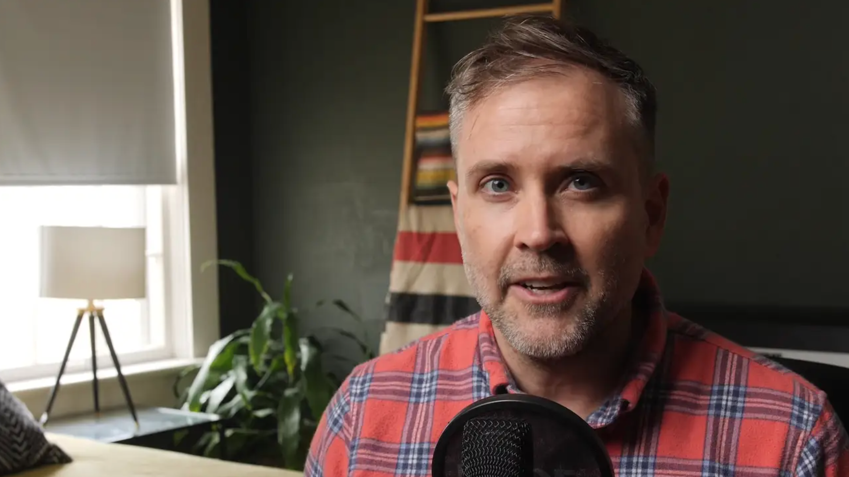 たった1年で23万フォロワー獲得。TikTokで人気の映像プロデューサーが