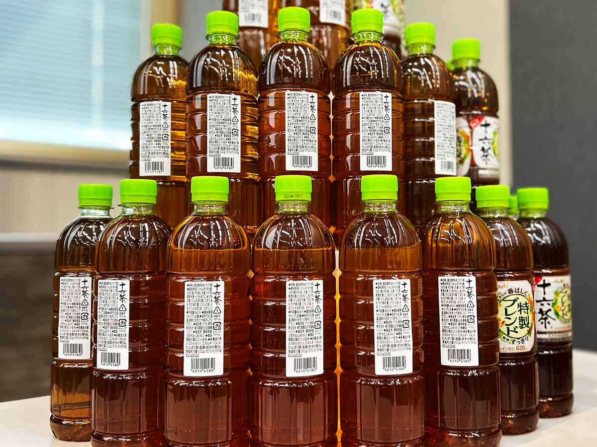 ほぼラベルなし「アサヒ十六茶」全国のセブンで発売。通販で人気の