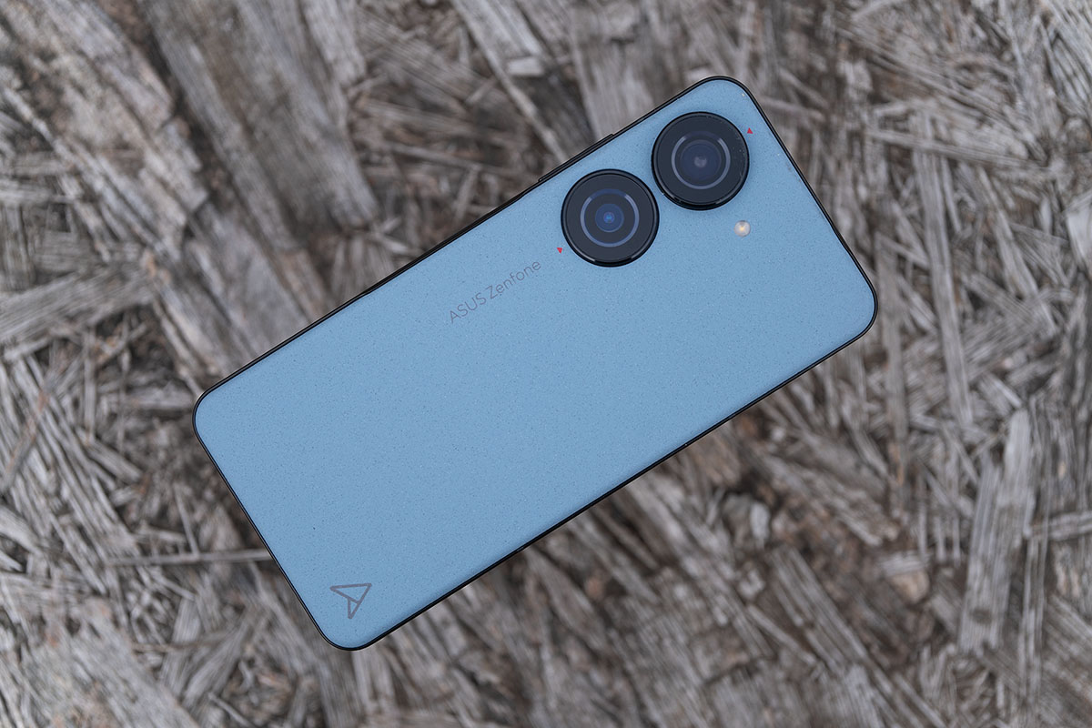 スマホ本体他 ASUS Zenfone 10国内発表。5.9型のコンパクトスマホ、ハイエンド仕様で
