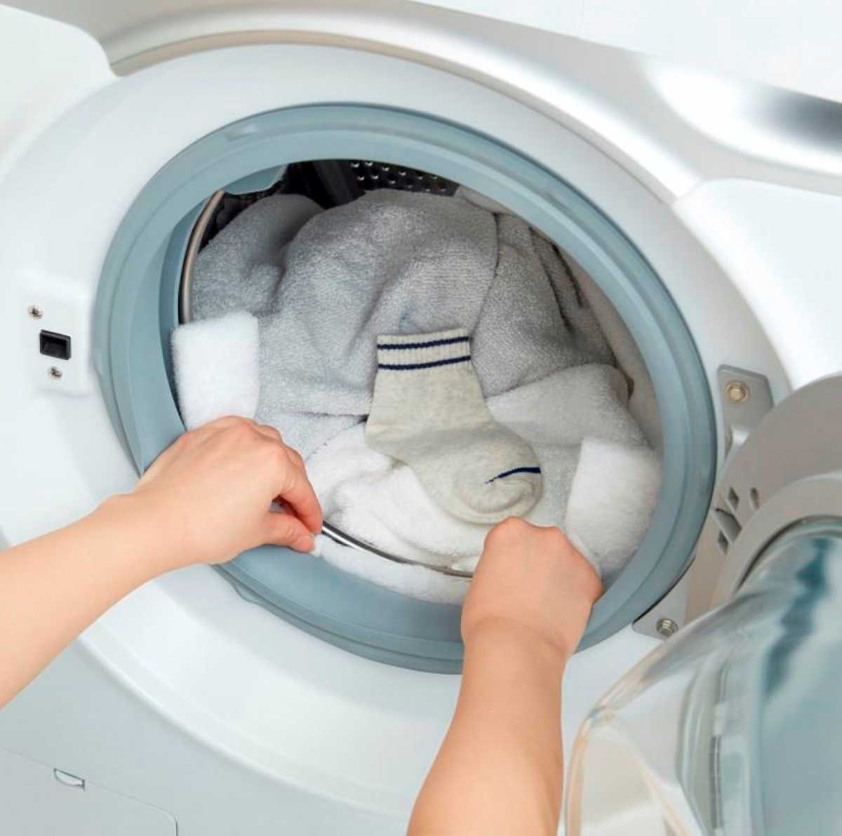 ドラム式洗濯機」掃除のあの悩みがなくなる…“挟むだけ”のフィルターで1 