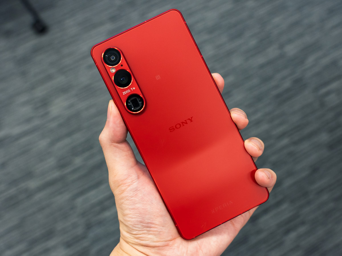 Sony Xperia 赤色 本体 画面にひびあり Sony Xperia 赤色 本体 画面にひびあり 【公式通販】