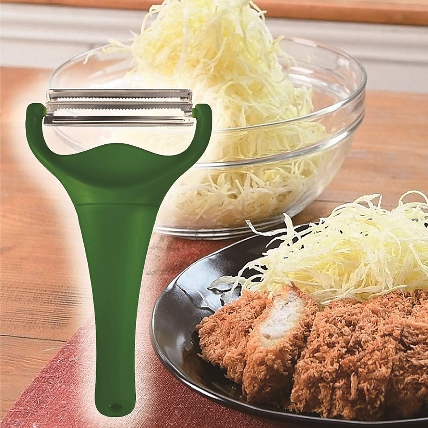 まるでとんかつ屋さんのキャベツ。ふわふわの千切りキャベツが高速で