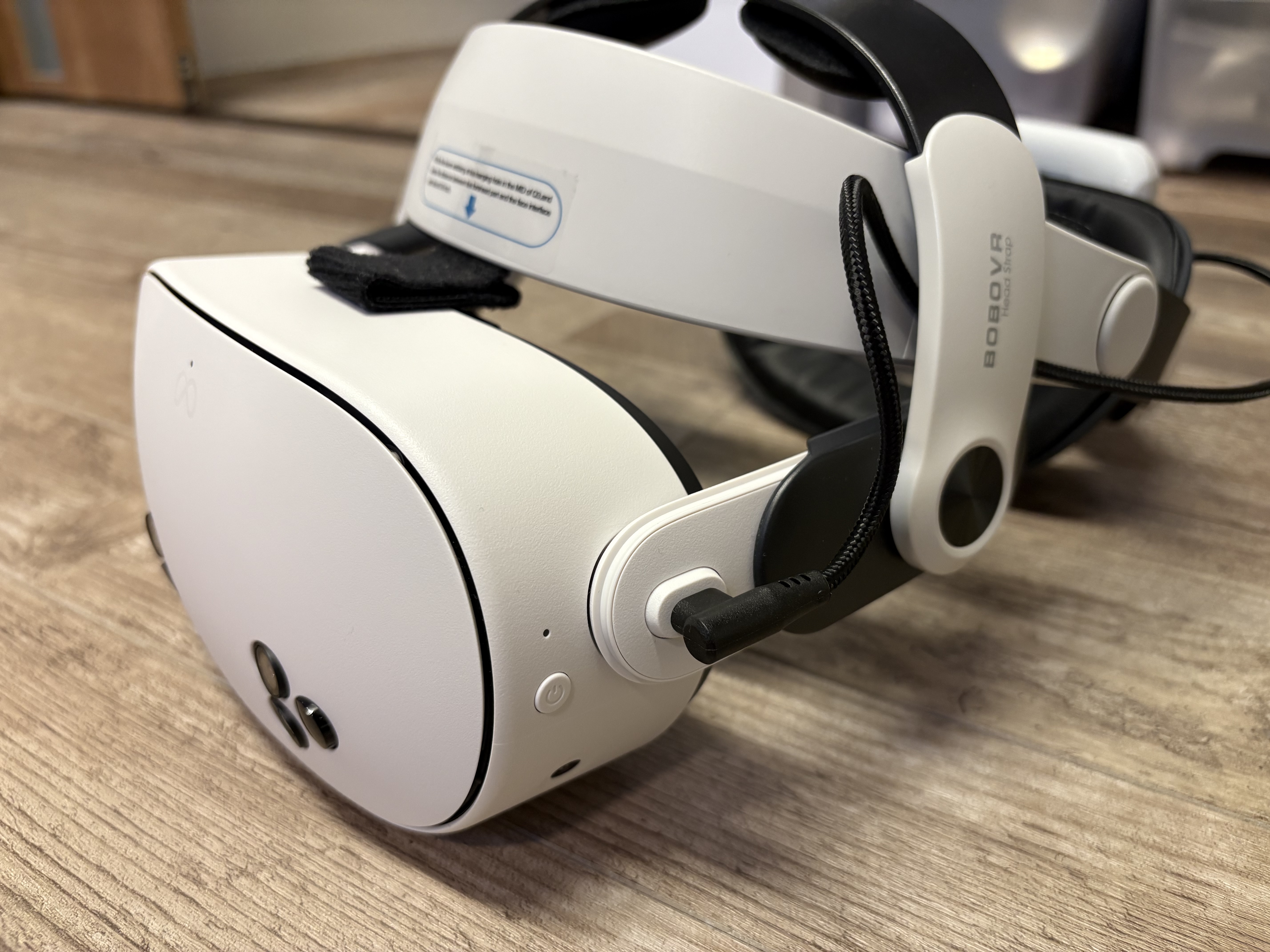 Meta Quest 3S」を使ってVRで仕事してみた…中級機としてどこまでアリな