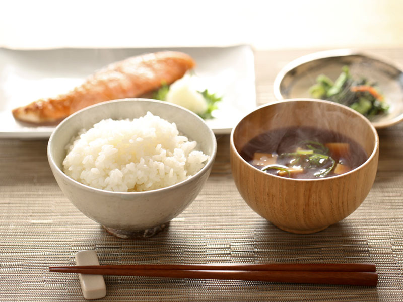 赤と白の違いは作り方 奥深い味噌の楽しみ方 Mashing Up