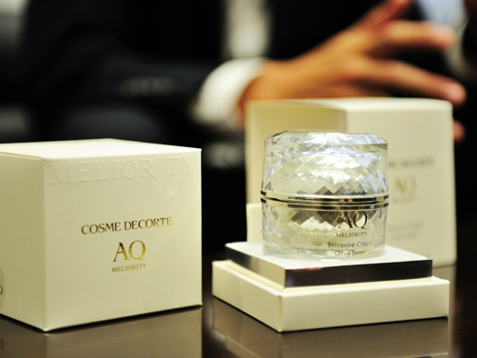 女っぷりが上がる 見た目も美しい 麗しコスメ の力 Mashing Up