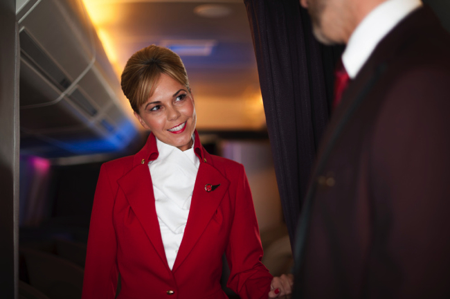 スーツスタイルの参考にしたくなる 世界のcaの制服 Mashing Up