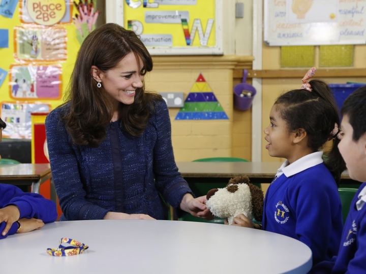 キャサリン妃が小学生と 共演 2月の公務最新ニュース Mashing Up