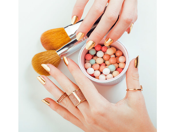 放置したコスメってじつは雑菌まみれ ケチケチせずに入れ替えるのがいい女 Mashing Up