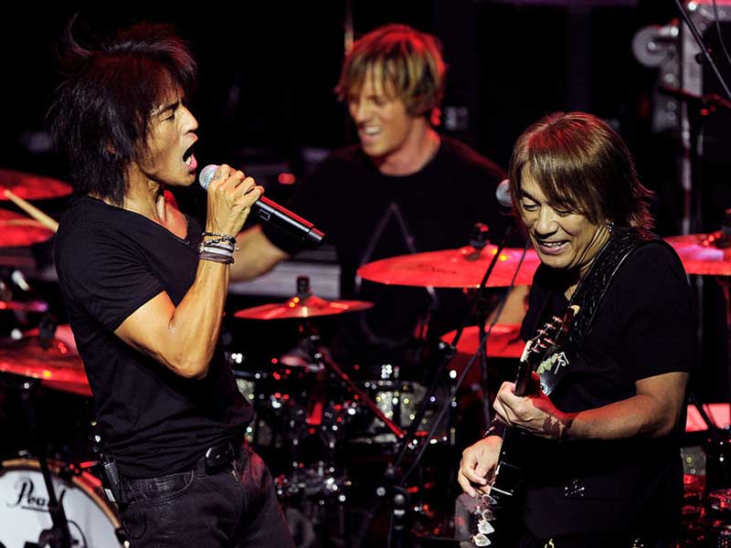 織姫と彦星のような遠距離恋愛中に聴きたいb Zの楽曲5選 Radio Cafe Mashing Up