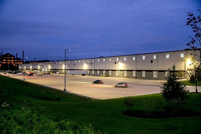 20171104_nyt_warehouse_11.jpg