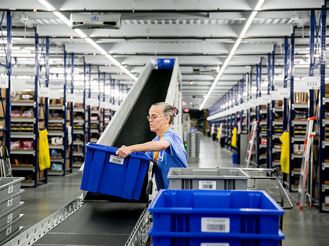 20171104_nyt_warehouse_top.jpg