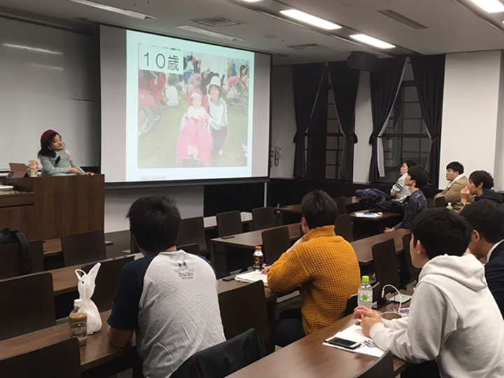 早稲田大学での講演会にて。