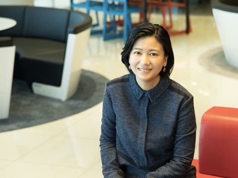 誰かが引っ張っていくのではなく 全員で前に進むチームを 成長を続ける電通デジタルの強み Mashing Up