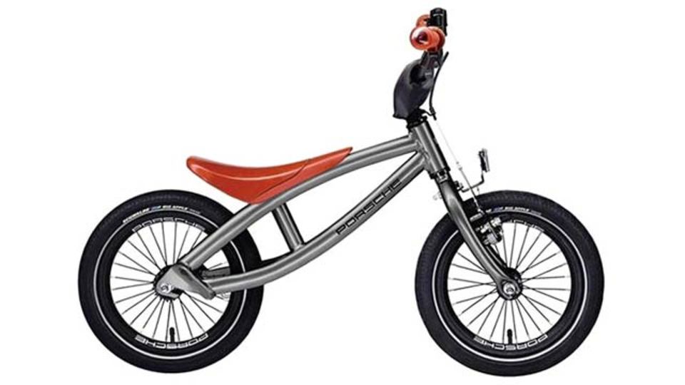 3歳児でもポルシェのオーナーに ペダルなしポルシェ自転車 ギズモード ジャパン