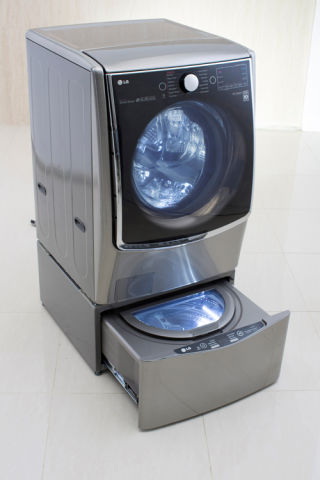 Lgの新家電 洗濯機の下にミニ洗濯機 ギズモード ジャパン Lgの新家電 洗濯機の下にミニ洗濯機 ギズモード ジャパン