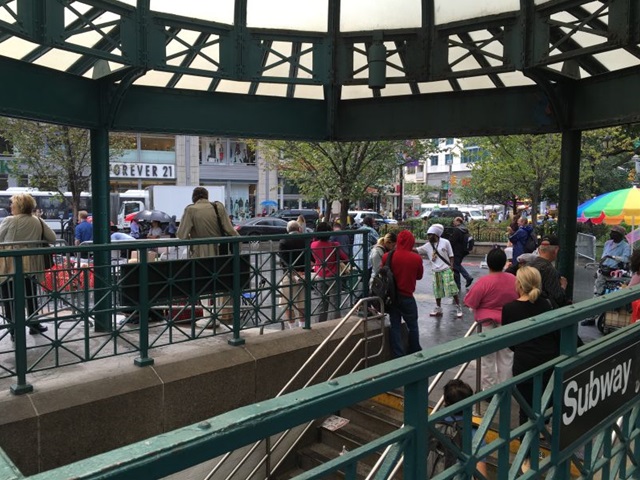 151002iphone6s_camera_no_longer_the_king_d_subway.jpg