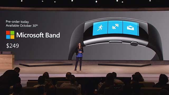 151007microsoftband02.jpg