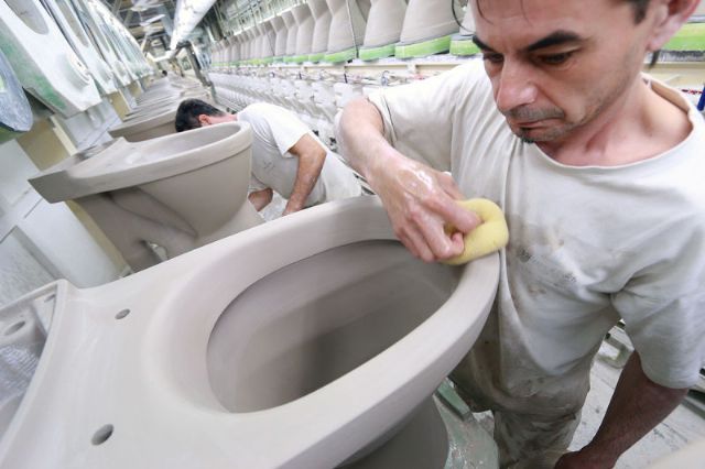 151015_toiletfactory21.jpg