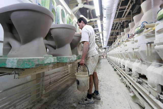 151015_toiletfactory23.jpg