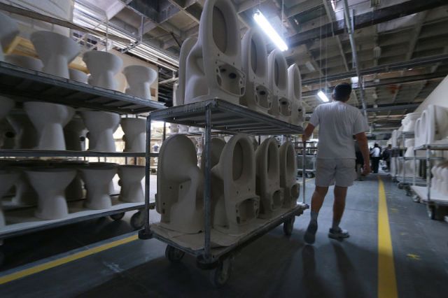 151015_toiletfactory25.jpg