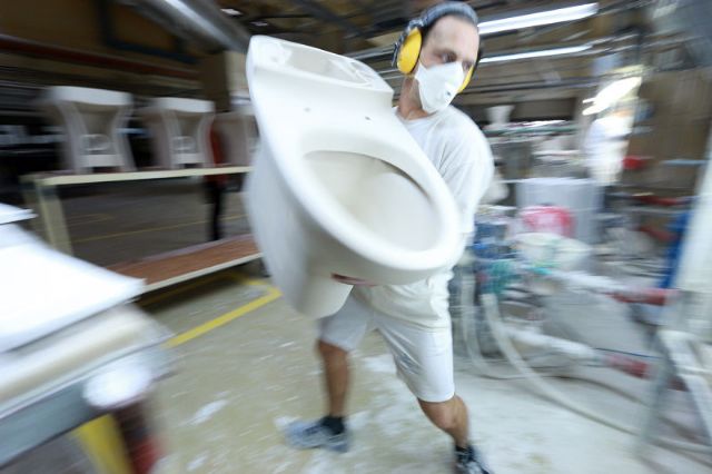 151015_toiletfactory34.jpg