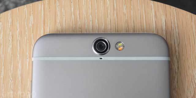 151021htconea9handson05.jpg