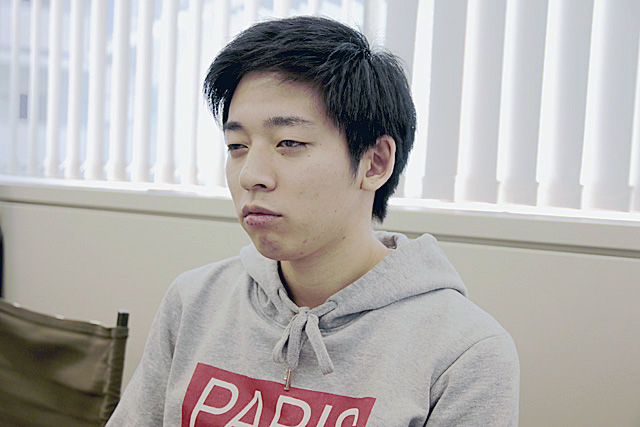 151105_giz_at9_A.jpg