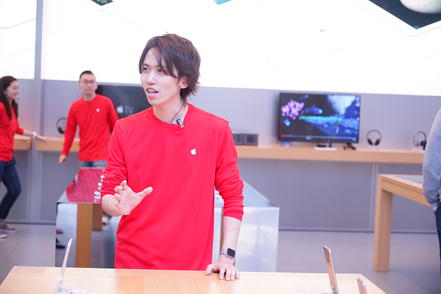 20151130applestore3D06.jpg