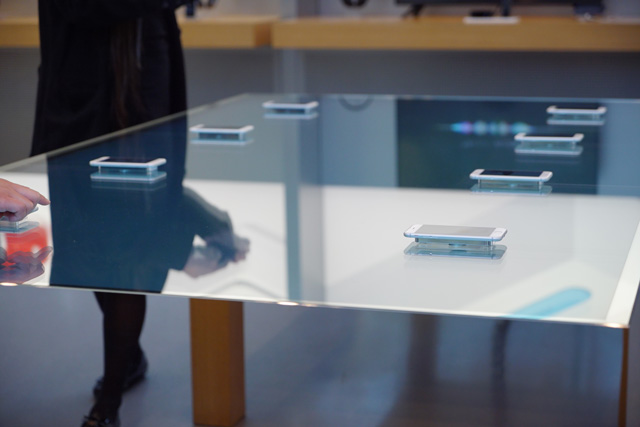 20151130applestore3D18.jpg