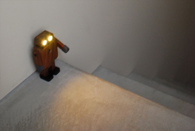 robo12_R.jpg