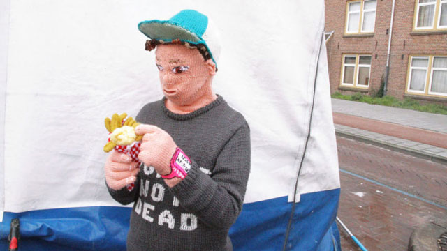 160114knittedversionofson01.jpg