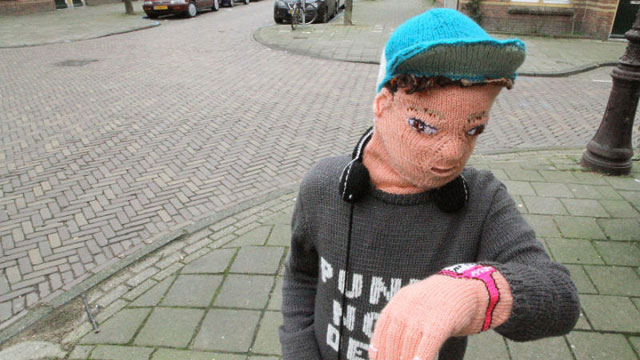 160114knittedversionofson03.jpg