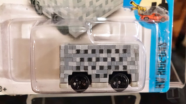 160217_minecrafthotwheels_2.jpg