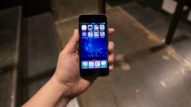 160404iphoneSE_c.jpg